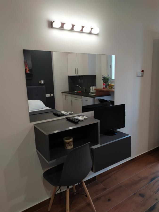 Takis Apartment